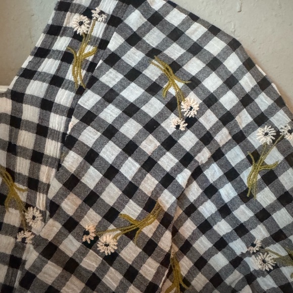 Madewell Black and White Checkered Blouse with Floral Accents - Picture 4 of 4